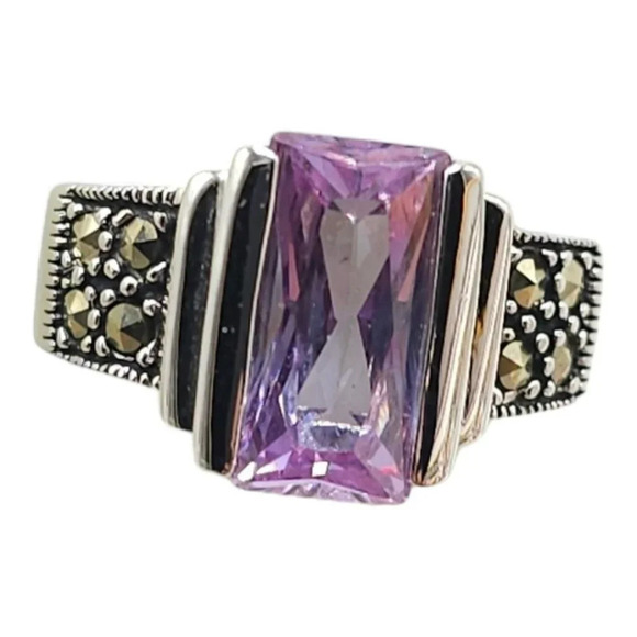 EDCO Radiant Cut Purple Faceted Glass Rhinestone Signet Ring Silver Tone Size 8 - Picture 2 of 7